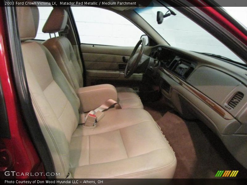 Matador Red Metallic / Medium Parchment 2003 Ford Crown Victoria LX