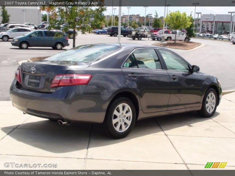 Magnetic Gray Metallic / Ash 2007 Toyota Camry XLE