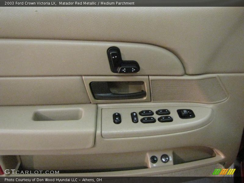 Matador Red Metallic / Medium Parchment 2003 Ford Crown Victoria LX