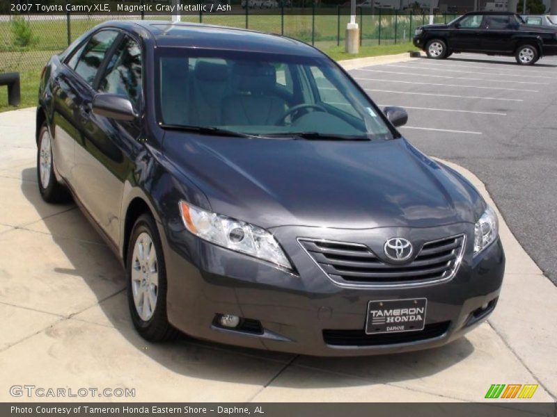 Magnetic Gray Metallic / Ash 2007 Toyota Camry XLE