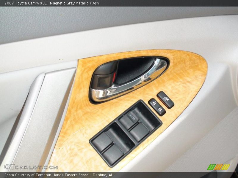 Magnetic Gray Metallic / Ash 2007 Toyota Camry XLE