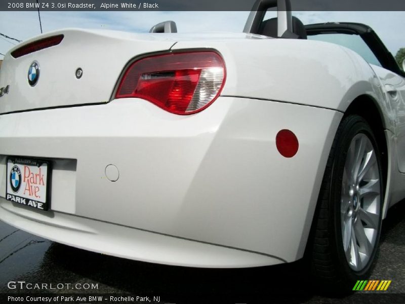 Alpine White / Black 2008 BMW Z4 3.0si Roadster