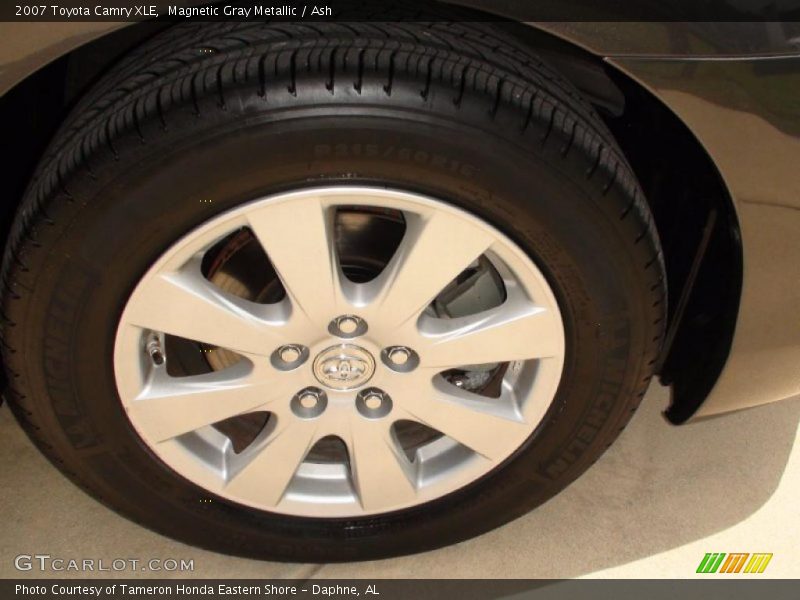 Magnetic Gray Metallic / Ash 2007 Toyota Camry XLE