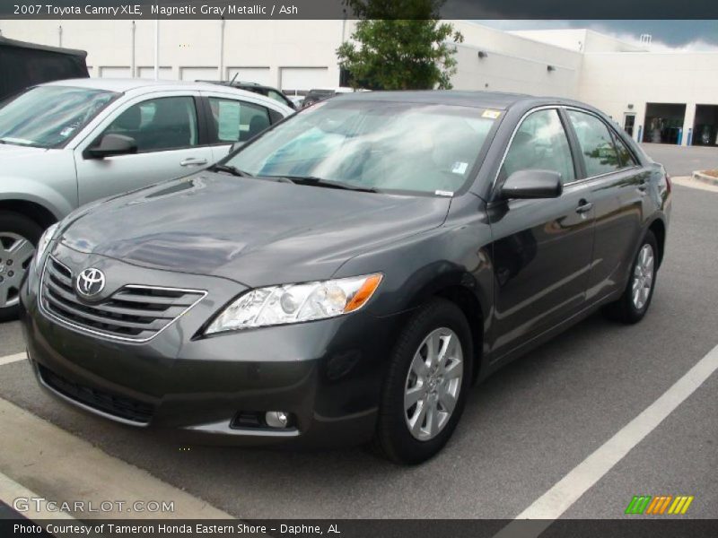 Magnetic Gray Metallic / Ash 2007 Toyota Camry XLE