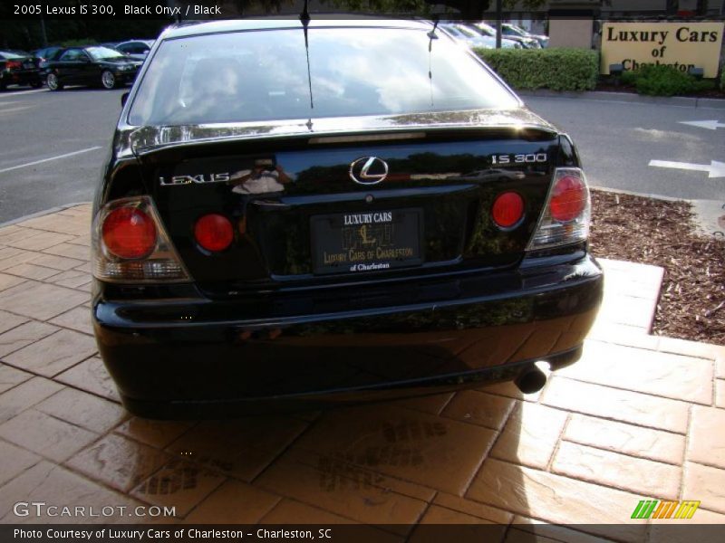 Black Onyx / Black 2005 Lexus IS 300