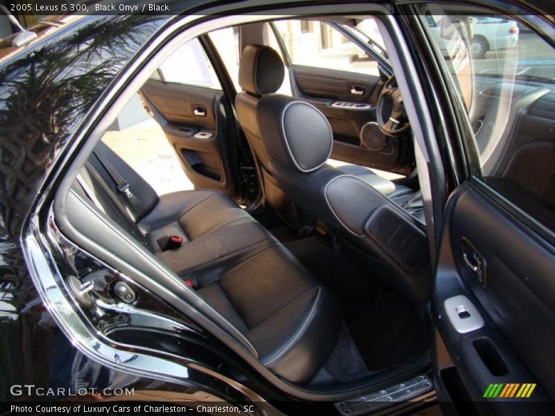 Black Onyx / Black 2005 Lexus IS 300