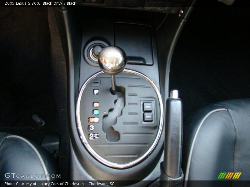 Black Onyx / Black 2005 Lexus IS 300