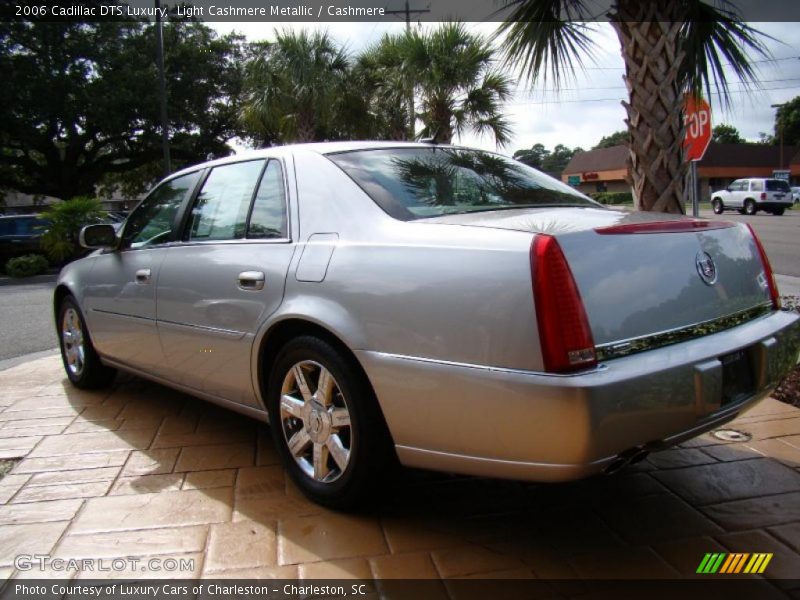 Light Cashmere Metallic / Cashmere 2006 Cadillac DTS Luxury