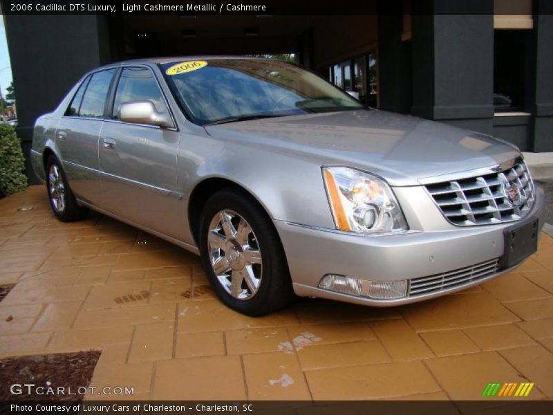 Light Cashmere Metallic / Cashmere 2006 Cadillac DTS Luxury