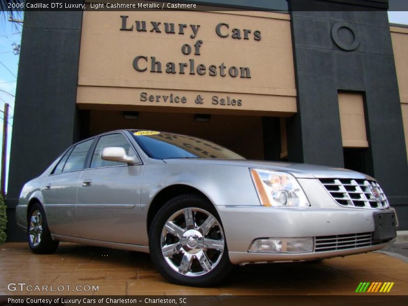 Light Cashmere Metallic / Cashmere 2006 Cadillac DTS Luxury