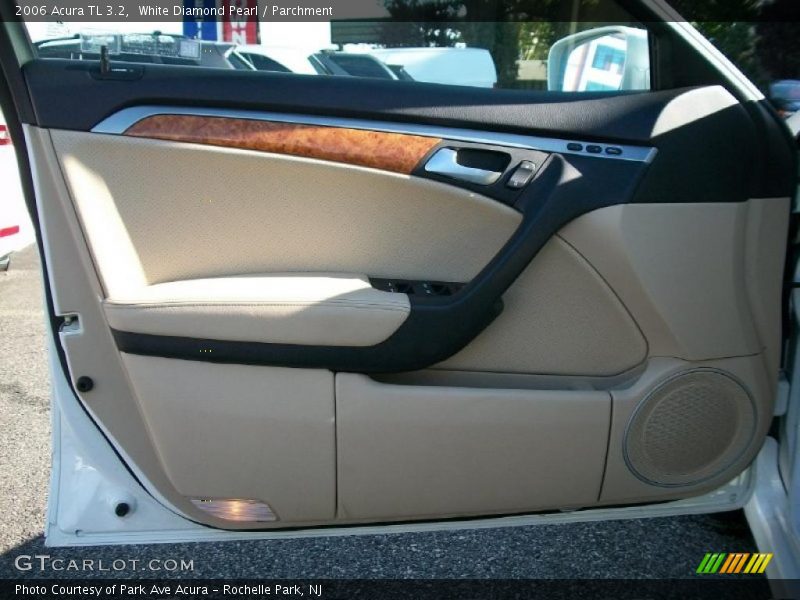 White Diamond Pearl / Parchment 2006 Acura TL 3.2
