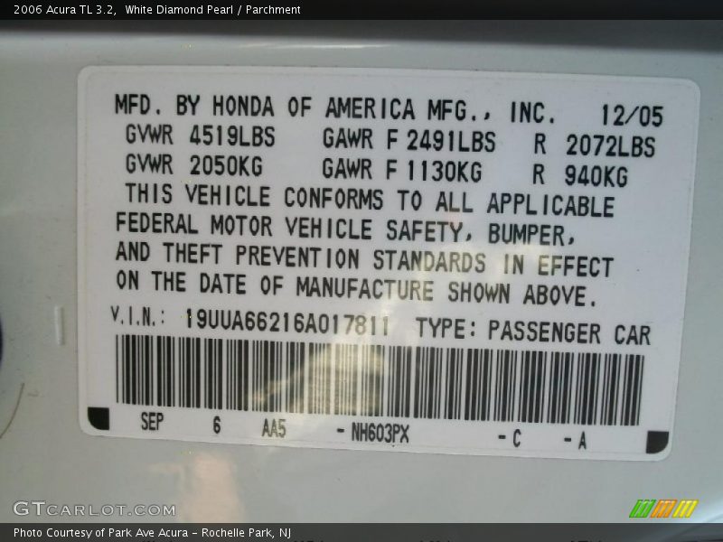 White Diamond Pearl / Parchment 2006 Acura TL 3.2