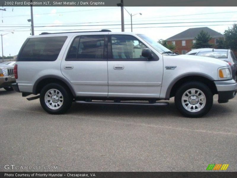 Silver Metallic / Dark Graphite 2002 Ford Expedition XLT