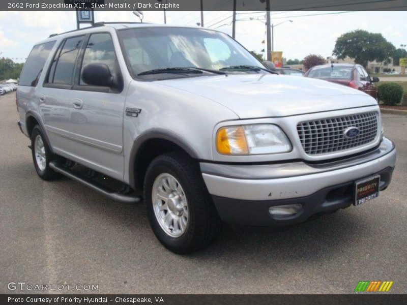 Silver Metallic / Dark Graphite 2002 Ford Expedition XLT