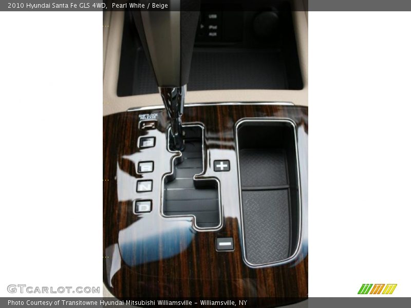 Pearl White / Beige 2010 Hyundai Santa Fe GLS 4WD