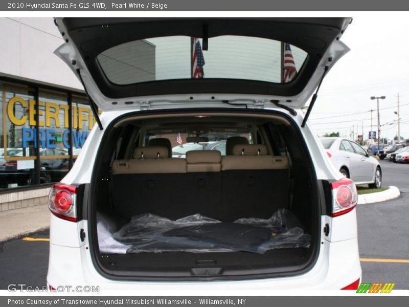 Pearl White / Beige 2010 Hyundai Santa Fe GLS 4WD