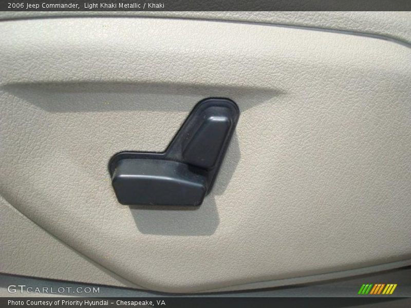 Light Khaki Metallic / Khaki 2006 Jeep Commander