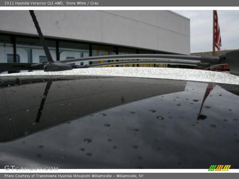 Stone White / Gray 2011 Hyundai Veracruz GLS AWD