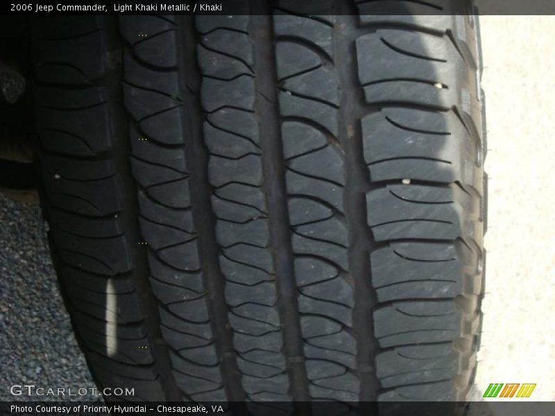 Light Khaki Metallic / Khaki 2006 Jeep Commander