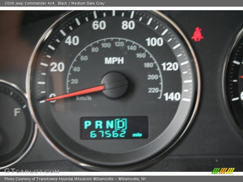 Black / Medium Slate Gray 2006 Jeep Commander 4x4