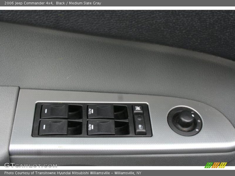 Black / Medium Slate Gray 2006 Jeep Commander 4x4