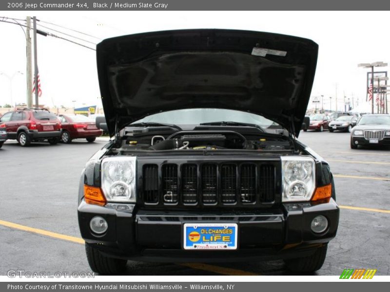 Black / Medium Slate Gray 2006 Jeep Commander 4x4