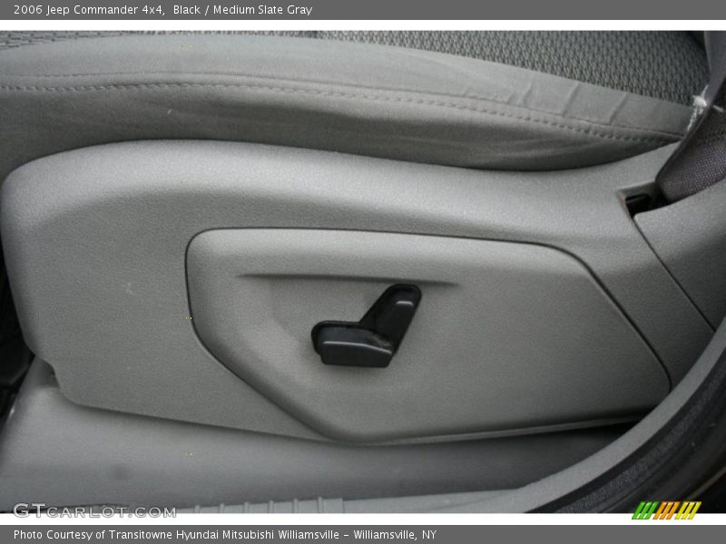 Black / Medium Slate Gray 2006 Jeep Commander 4x4