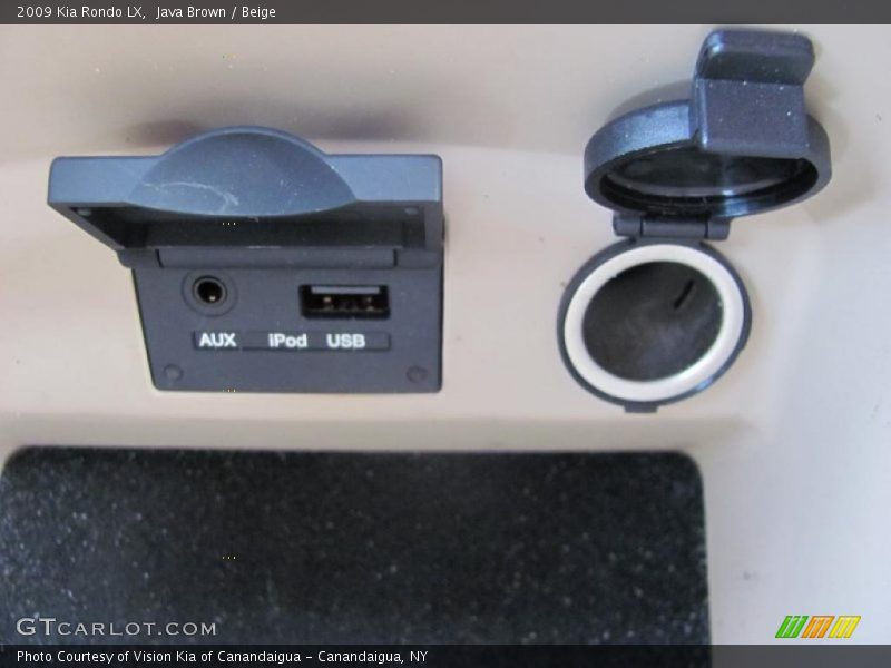 Java Brown / Beige 2009 Kia Rondo LX