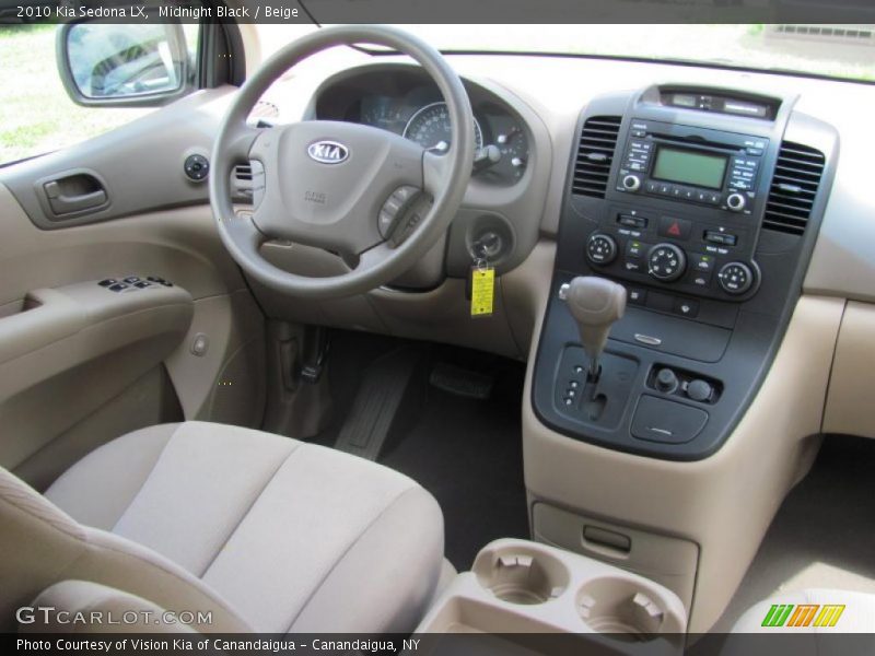 Midnight Black / Beige 2010 Kia Sedona LX