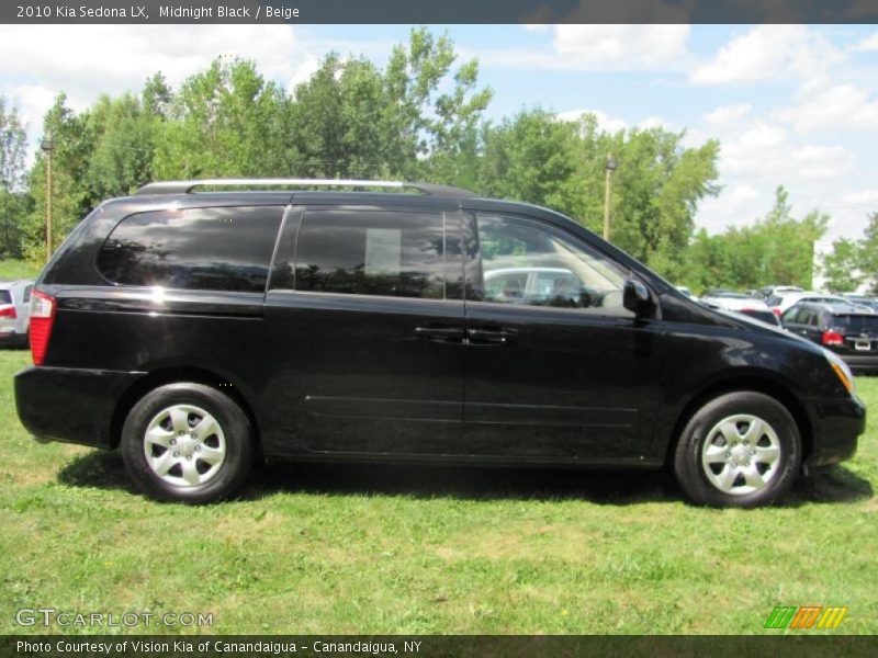 Midnight Black / Beige 2010 Kia Sedona LX