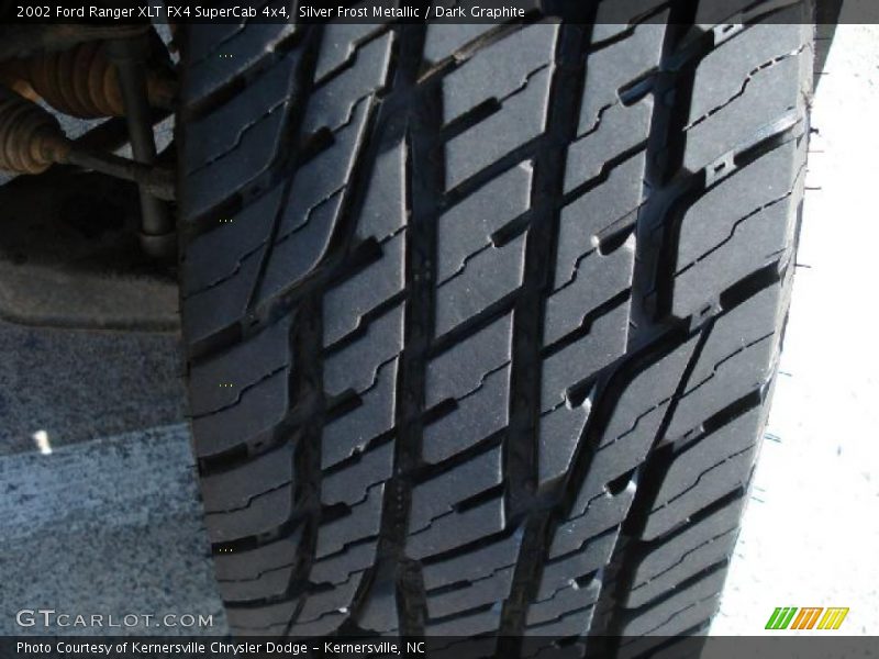 Silver Frost Metallic / Dark Graphite 2002 Ford Ranger XLT FX4 SuperCab 4x4