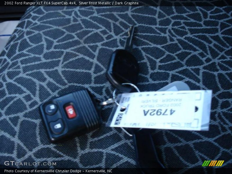 Silver Frost Metallic / Dark Graphite 2002 Ford Ranger XLT FX4 SuperCab 4x4