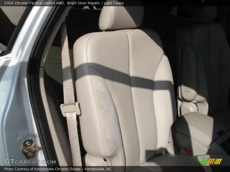 Bright Silver Metallic / Light Taupe 2006 Chrysler Pacifica Limited AWD