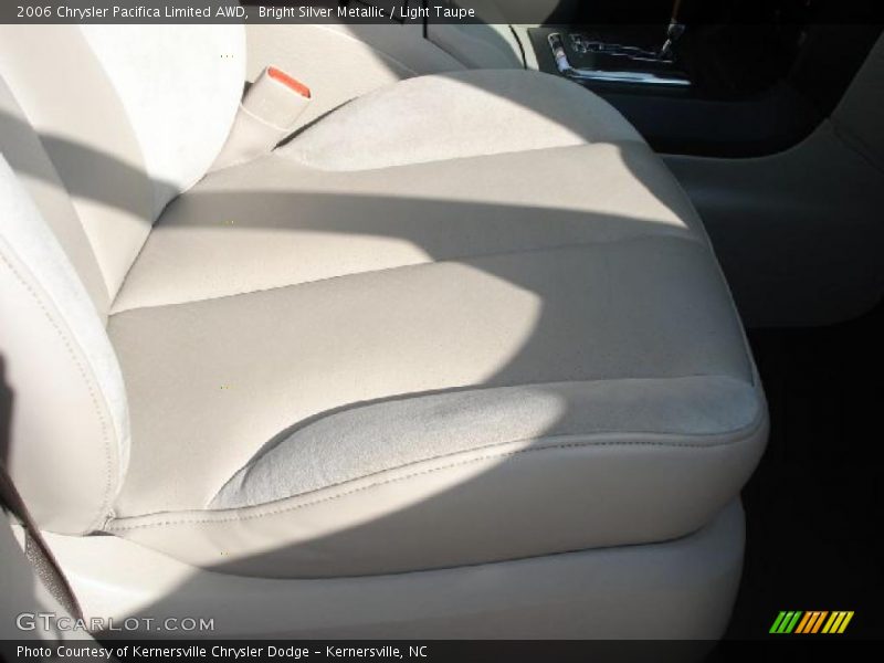 Bright Silver Metallic / Light Taupe 2006 Chrysler Pacifica Limited AWD