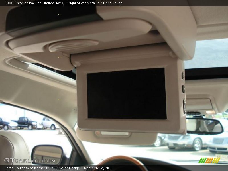 Bright Silver Metallic / Light Taupe 2006 Chrysler Pacifica Limited AWD
