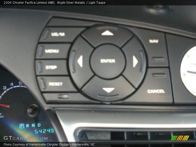 Bright Silver Metallic / Light Taupe 2006 Chrysler Pacifica Limited AWD