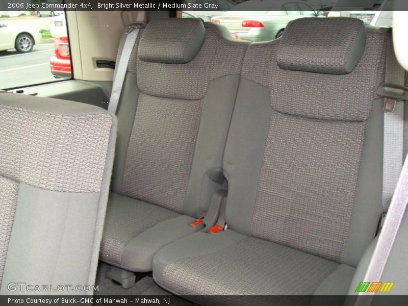 Bright Silver Metallic / Medium Slate Gray 2006 Jeep Commander 4x4