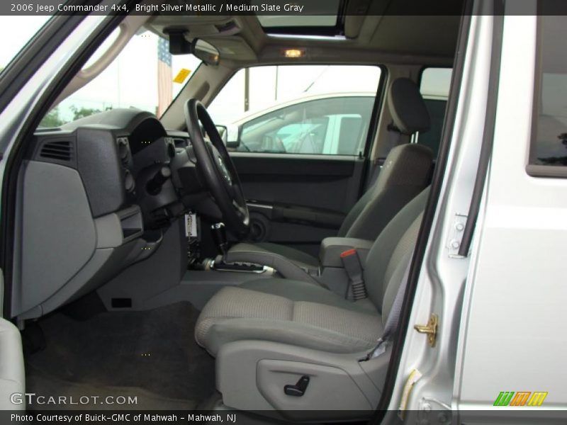 Bright Silver Metallic / Medium Slate Gray 2006 Jeep Commander 4x4