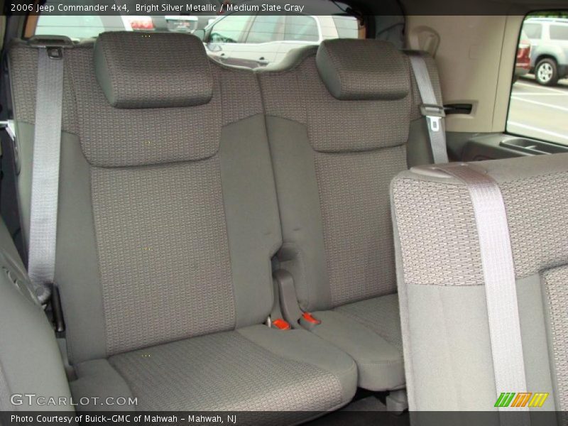 Bright Silver Metallic / Medium Slate Gray 2006 Jeep Commander 4x4