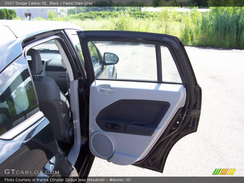 Black / Pastel Slate Gray 2007 Dodge Caliber SE