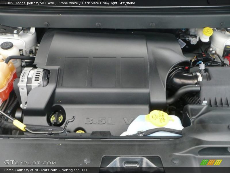 Stone White / Dark Slate Gray/Light Graystone 2009 Dodge Journey SXT AWD
