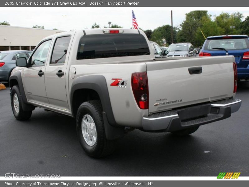 Doeskin Tan / Sport Pewter 2005 Chevrolet Colorado Z71 Crew Cab 4x4