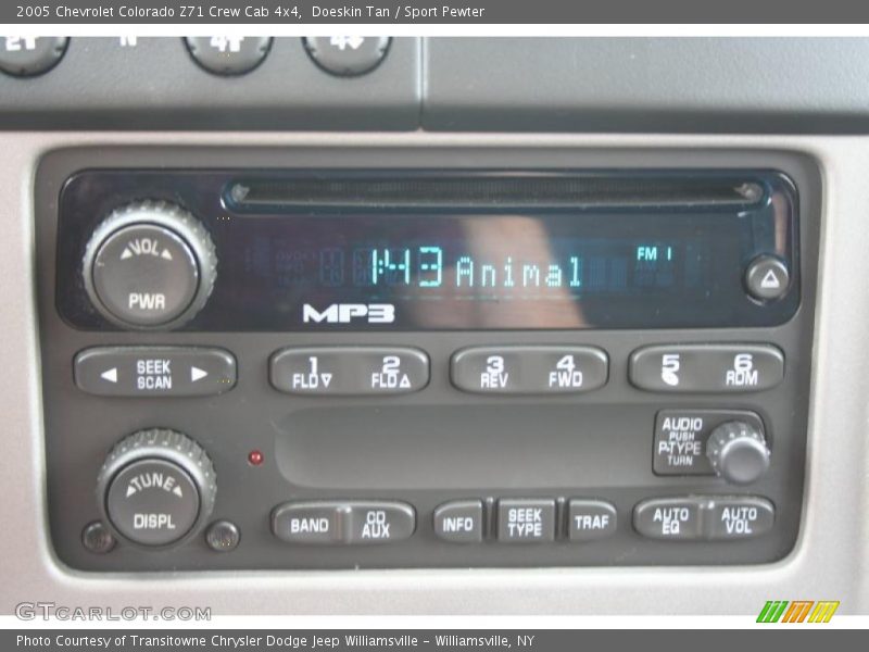 Doeskin Tan / Sport Pewter 2005 Chevrolet Colorado Z71 Crew Cab 4x4
