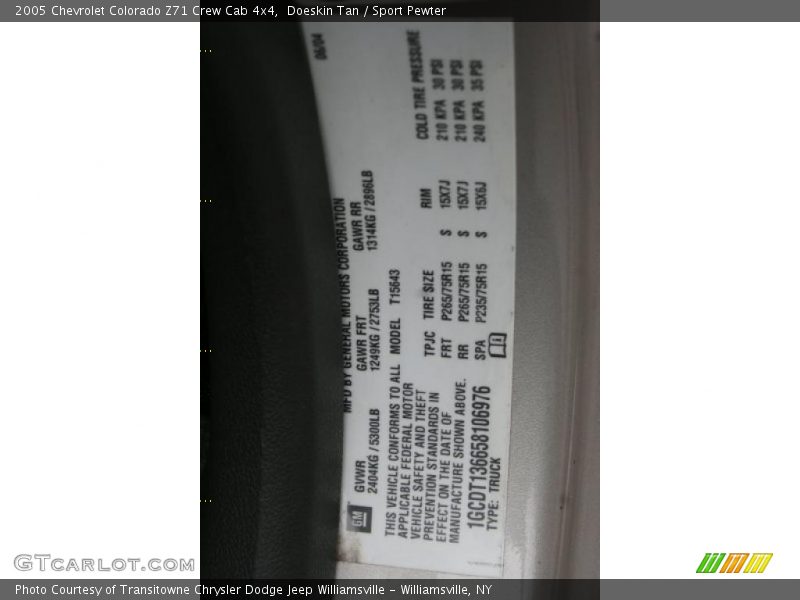 Doeskin Tan / Sport Pewter 2005 Chevrolet Colorado Z71 Crew Cab 4x4
