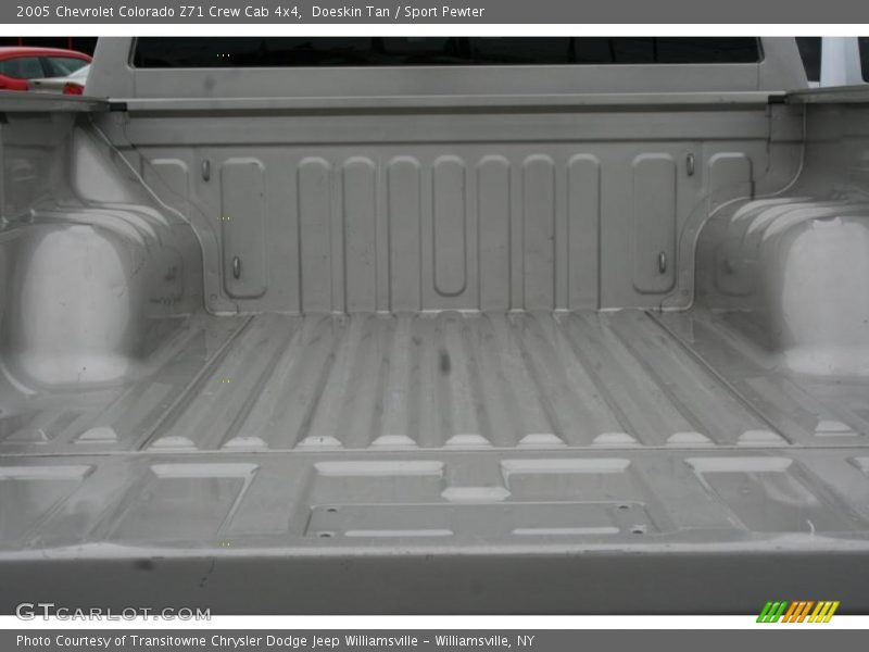 Doeskin Tan / Sport Pewter 2005 Chevrolet Colorado Z71 Crew Cab 4x4