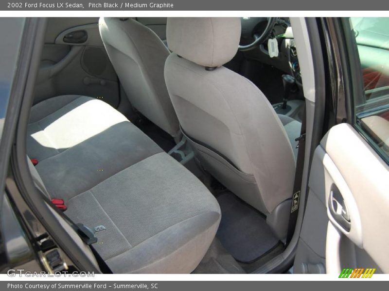 Pitch Black / Medium Graphite 2002 Ford Focus LX Sedan