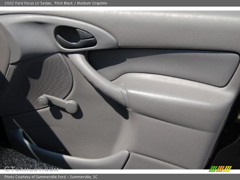 Pitch Black / Medium Graphite 2002 Ford Focus LX Sedan
