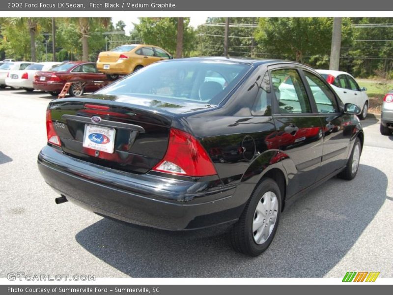 Pitch Black / Medium Graphite 2002 Ford Focus LX Sedan