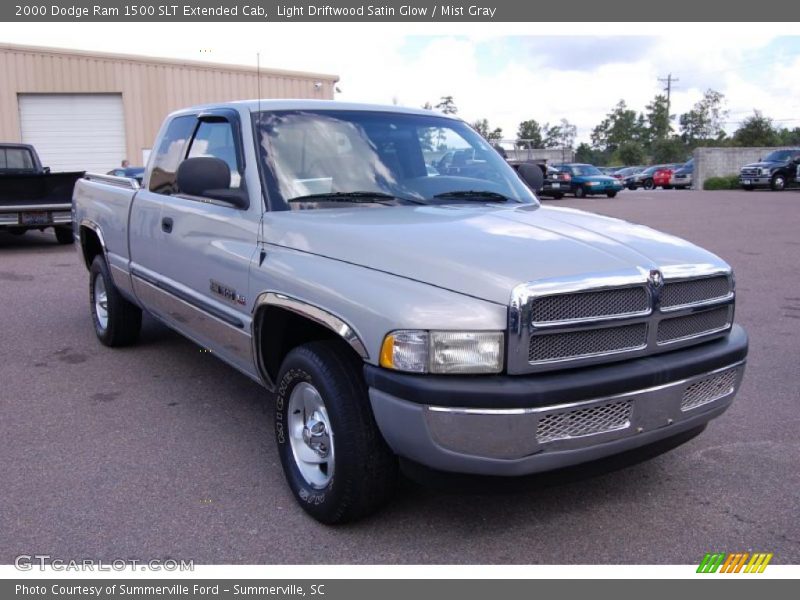 Light Driftwood Satin Glow / Mist Gray 2000 Dodge Ram 1500 SLT Extended Cab