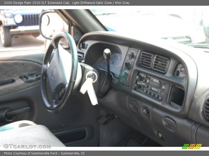 Light Driftwood Satin Glow / Mist Gray 2000 Dodge Ram 1500 SLT Extended Cab